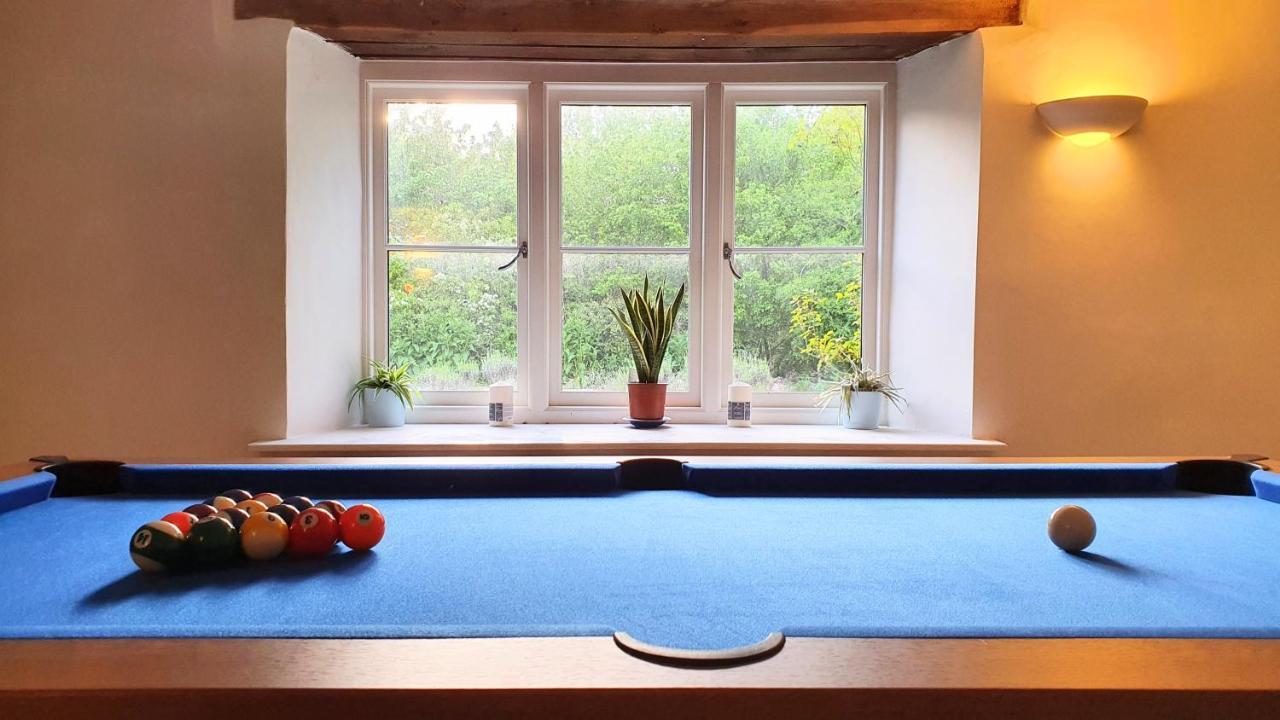 Glenfield Cottage - Secluded Luxury Deep In The Oxfordshire Countryside Wilcote Exterior photo